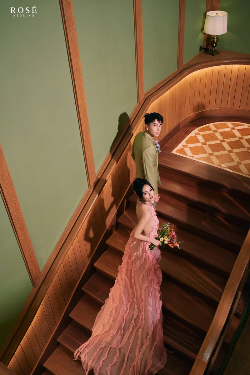 Rosé Wedding